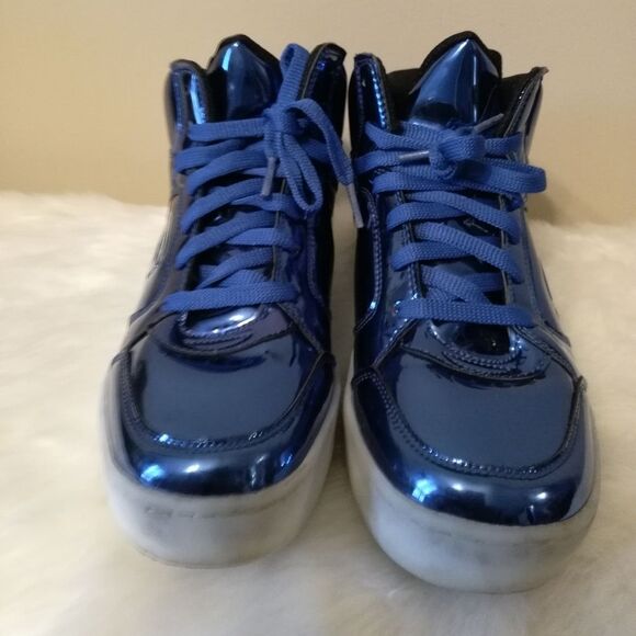 Boys Skechers Light Up High Tops - Picture 3 of 15